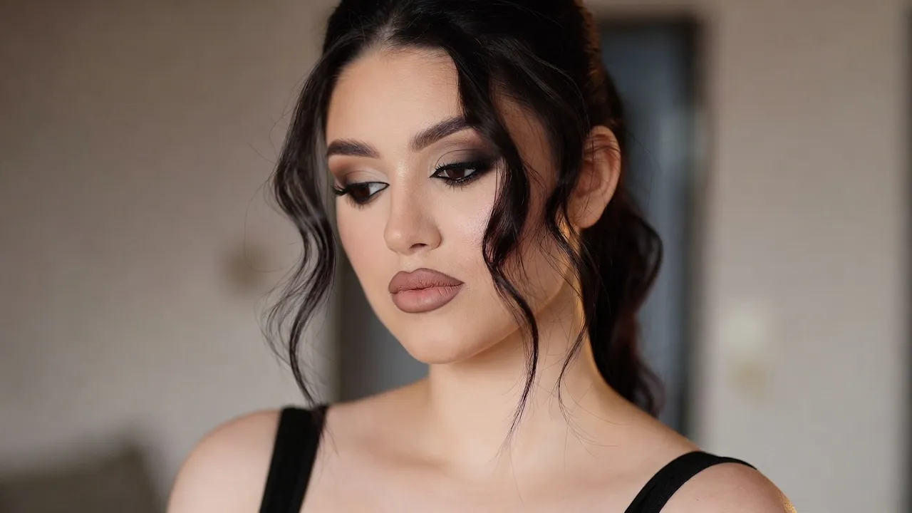 Professional Makeup at Home Flawless Guide